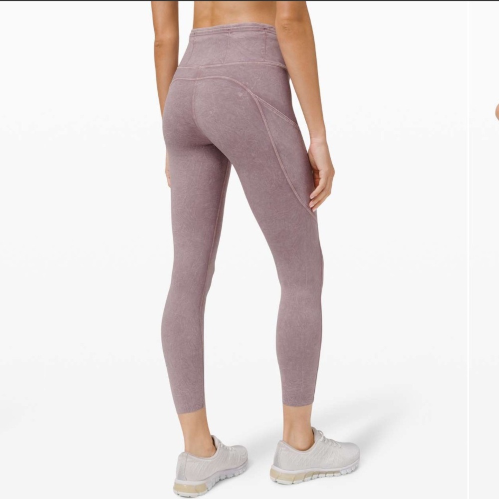 Lululemon fast and free ice wash-like new - ice wash violet - size 4- 25” inseam